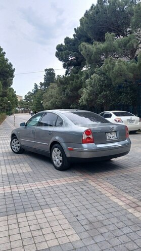 Volkswagen Passat 2003, 300,549 km - 1.8 l - Sumqayıt