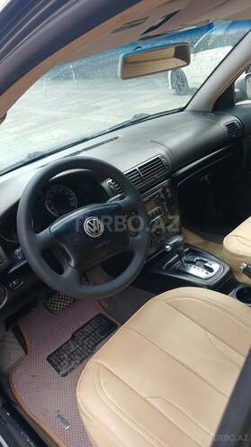 Volkswagen Passat 2003, 300,549 km - 1.8 l - Sumqayıt