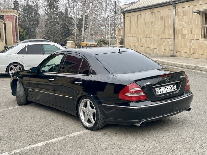 Mercedes E 320 2003, 289,000 km - 3.2 l - Bakı