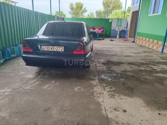 Mercedes C 180 1997, 412,000 km - 1.8 л - Saatlı
