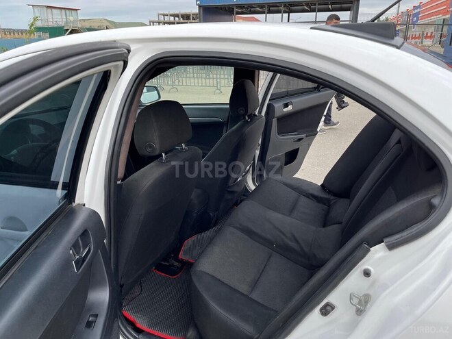 Mitsubishi Lancer 2009, 125,000 km - 2.0 l - Bakı