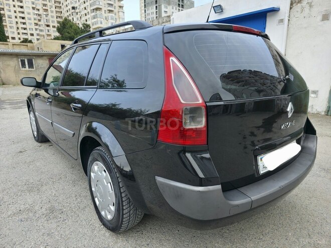 Renault Megane-13