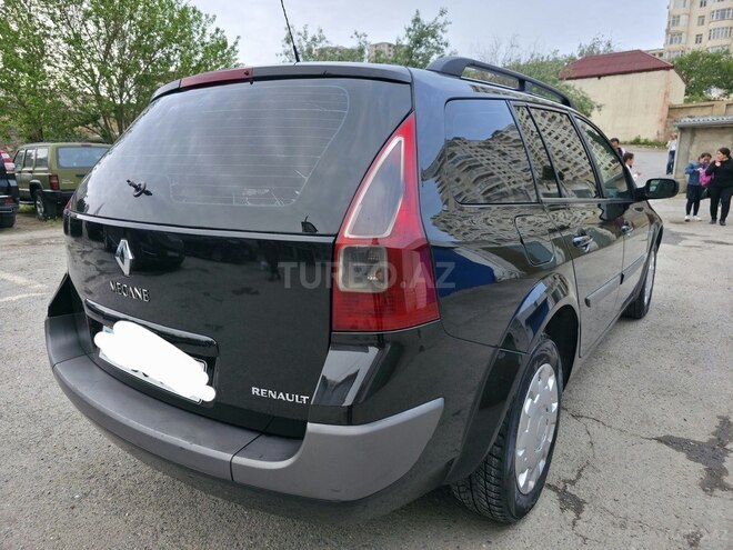 Renault Megane-12