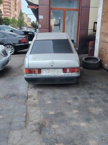 Mercedes 190 1992, 100,004 km - 2.3 l - Bakı