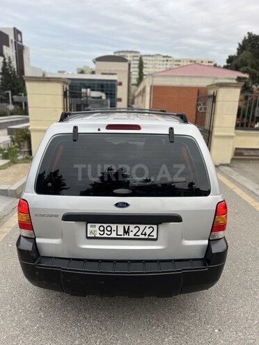 Ford Escape 2005, 217,555 km - 2.3 l - Bakı