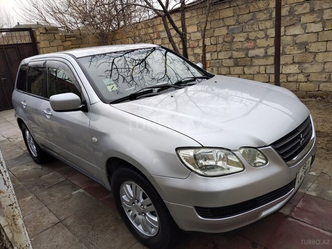 Mitsubishi Airtrek 2002, 240,000 km - 2.4 л - Sumqayıt