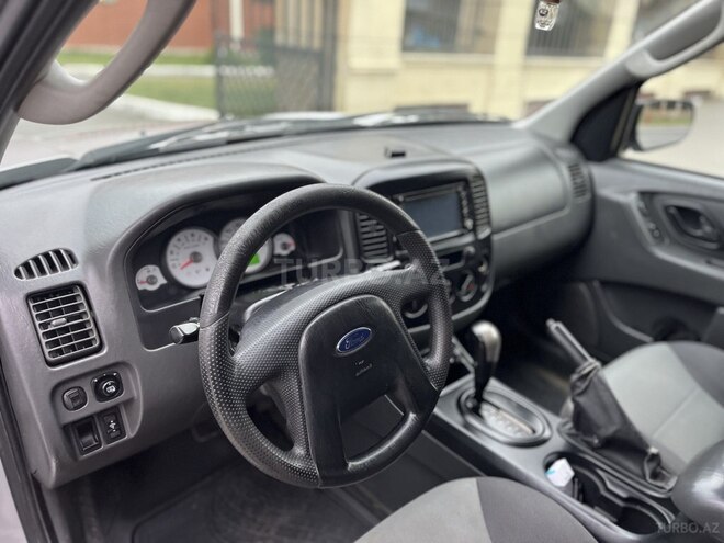 Ford Escape 2005, 217,555 km - 2.3 l - Bakı
