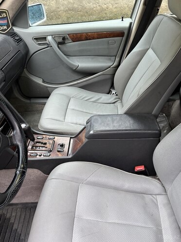 Mercedes C 230 1999, 338,064 km - 2.3 l - Masallı