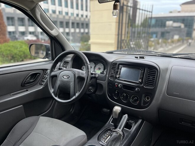 Ford Escape 2005, 217,555 km - 2.3 l - Bakı