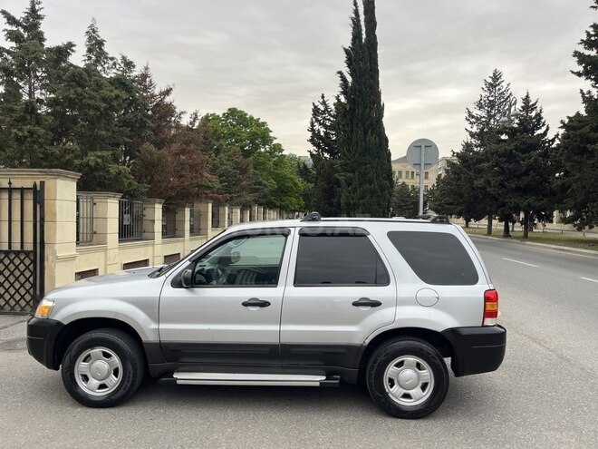 Ford Escape 2005, 217,555 km - 2.3 l - Bakı
