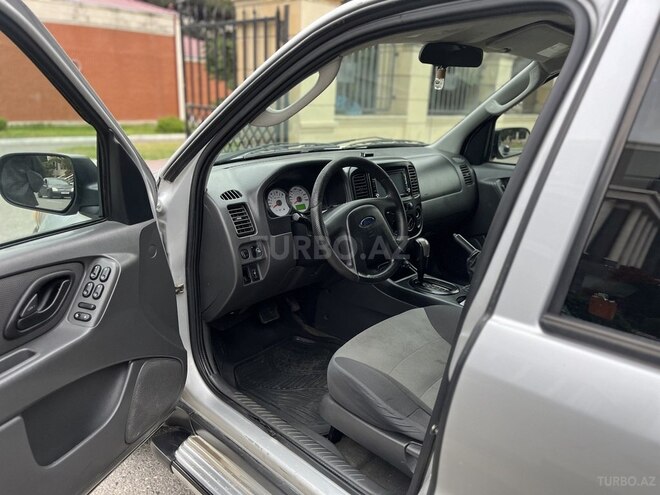 Ford Escape 2005, 217,555 km - 2.3 l - Bakı