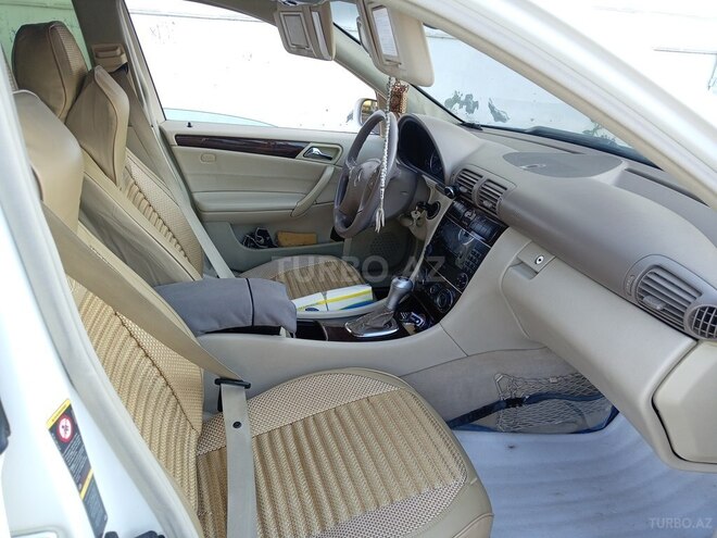 Mercedes C 200 2004, 266,000 km - 2.0 l - Şəmkir