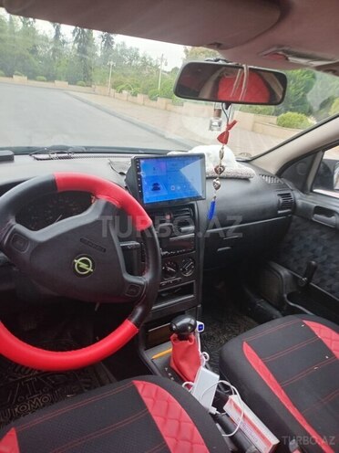 Opel Astra 1998, 254,963 km - 1.6 l - Ucar
