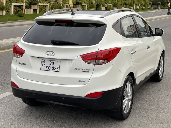 Hyundai ix35 2010, 130,705 km - 2.4 l - Bakı