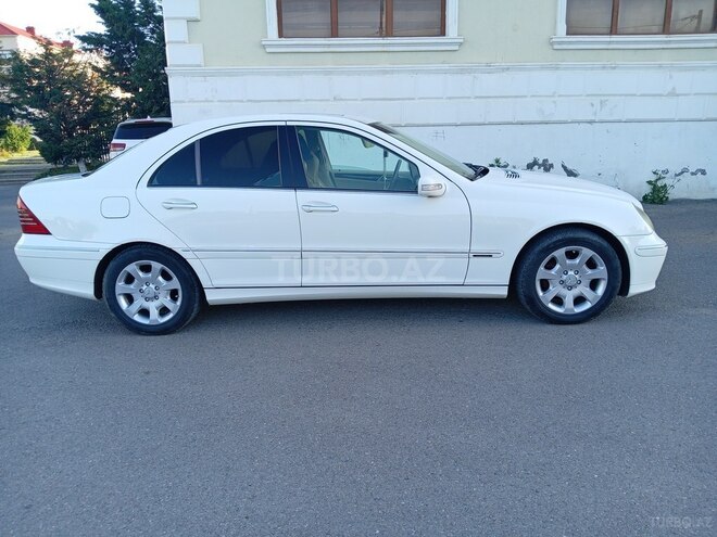 Mercedes C 200 2004, 266,000 km - 2.0 l - Şəmkir
