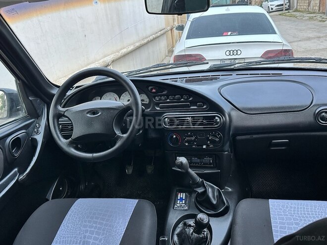 Chevrolet Niva 2006, 208,000 km - 1.7 л - Bakı