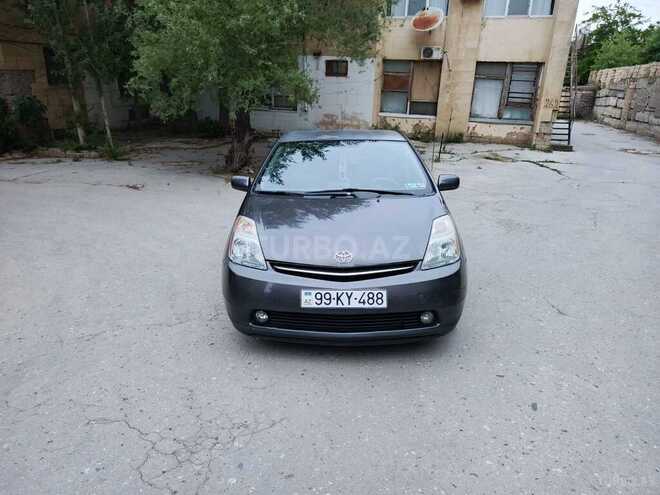 Toyota Prius-2