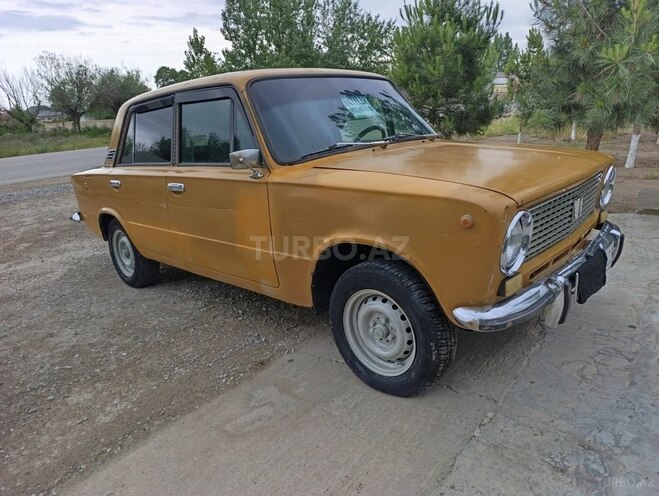 LADA (VAZ) 21011 1984, 95,000 km - 1.3 л - Salyan