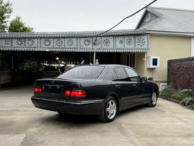 Mercedes E 220 d 2001, 380,000 km - 2.2 l - Saatlı