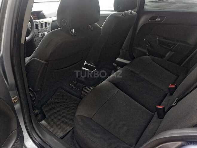 Opel Astra 2006, 214,879 km - 1.4 l - Salyan
