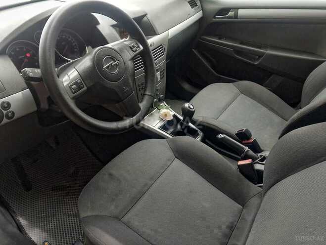 Opel Astra 2006, 214,879 km - 1.4 l - Salyan