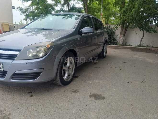 Opel Astra 2006, 214,879 km - 1.4 l - Salyan