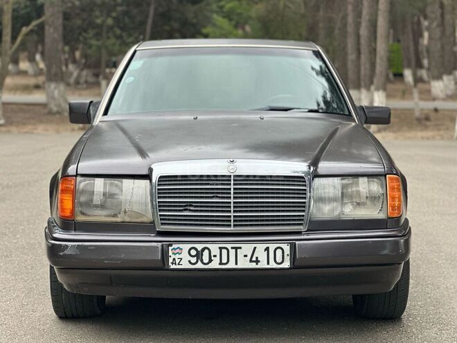 Mercedes E 200 1993, 347,000 km - 2.0 l - Sumqayıt