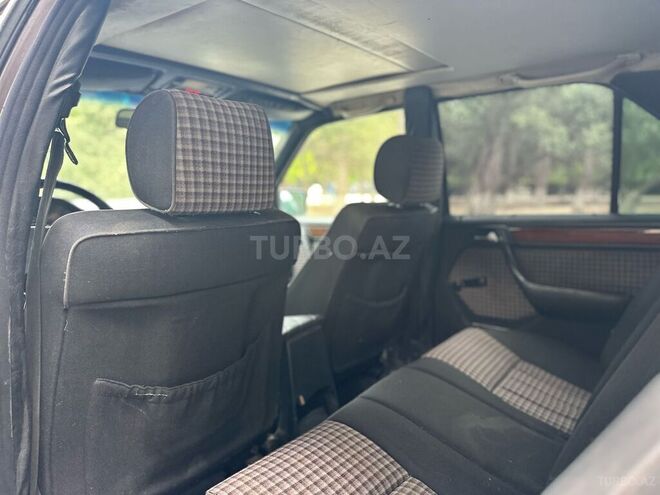 Mercedes E 200 1993, 347,000 km - 2.0 l - Sumqayıt