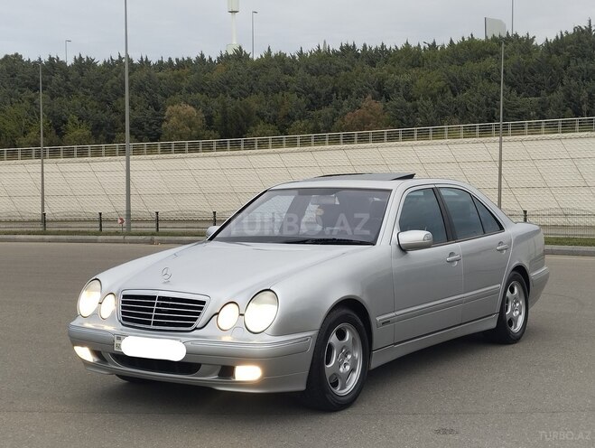 Mercedes E 320 2001, 240,000 km - 3.2 l - Bakı