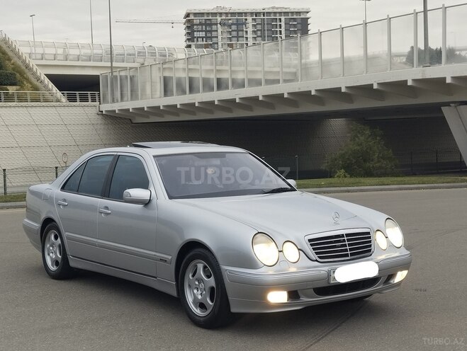 Mercedes E 320 2001, 240,000 km - 3.2 l - Bakı