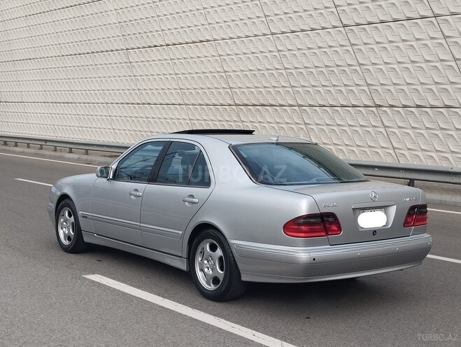 Mercedes E 320 2001, 240,000 km - 3.2 l - Bakı