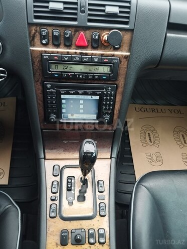 Mercedes E 320 2001, 240,000 km - 3.2 l - Bakı