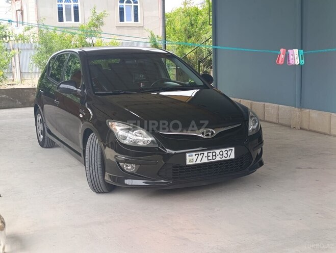 Hyundai i30 2010, 185,560 km - 1.4 l - Bakı