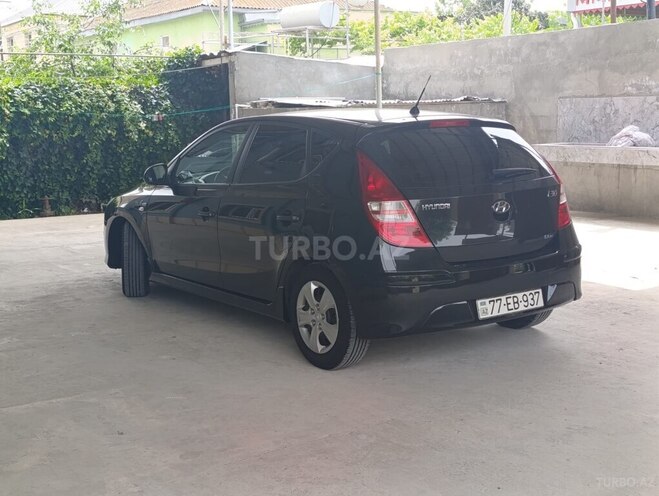 Hyundai i30 2010, 185,560 km - 1.4 l - Bakı