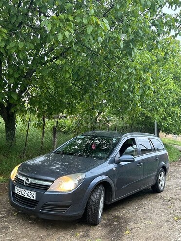 Opel Astra 2006, 127,000 km - 1.4 л - Bakı