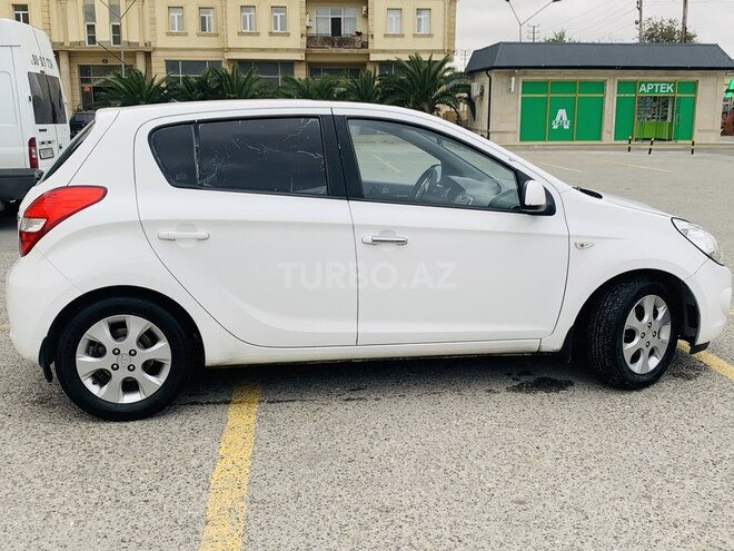 Hyundai i20 2010, 431,000 km - 1.4 l - Bakı