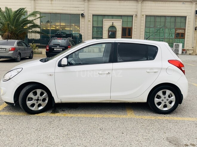 Hyundai i20 2010, 431,000 km - 1.4 l - Bakı