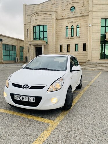 Hyundai i20 2010, 431,000 km - 1.4 l - Bakı