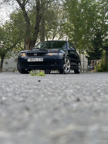 Opel Vectra 2001, 200,000 km - 1.8 l - Sumqayıt