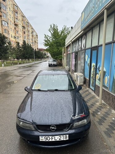 Opel Vectra 2001, 200,000 km - 1.8 l - Sumqayıt
