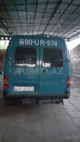 Ford Transit 1999, 370,000 km - 2.5 л - Salyan