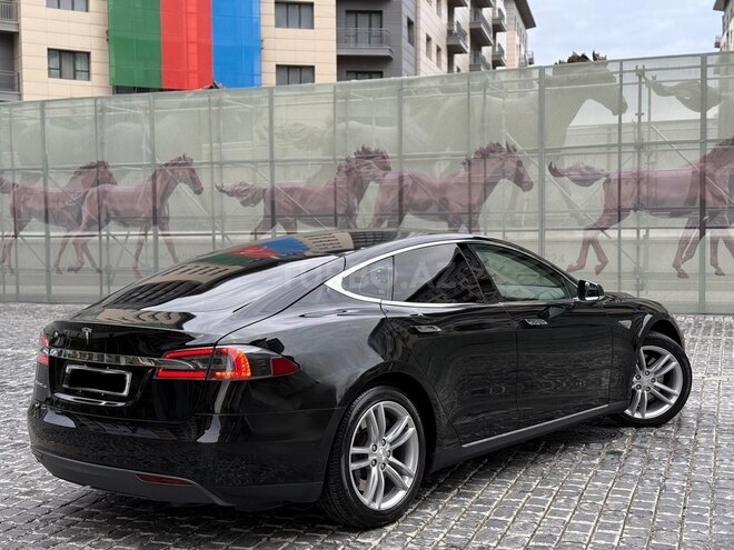 Tesla Model S 2015, 122,000 km - 0.0 l - Bakı