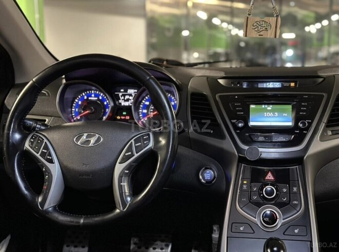 Hyundai Elantra 2015, 115,112 km - 1.8 l - Bakı
