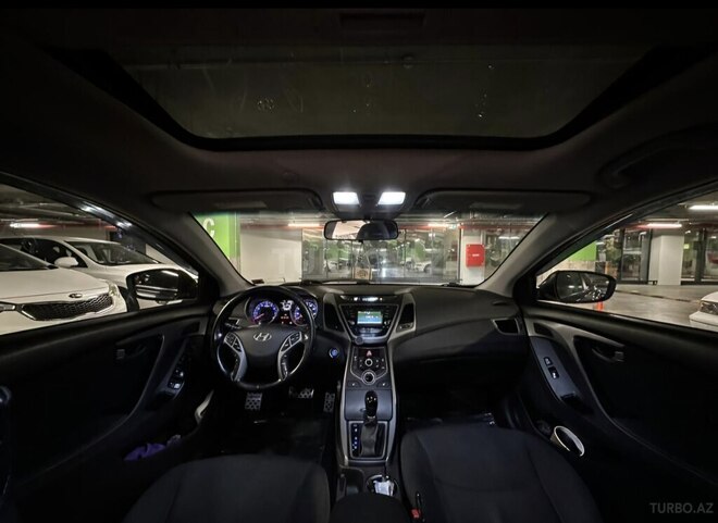 Hyundai Elantra 2015, 115,112 km - 1.8 l - Bakı
