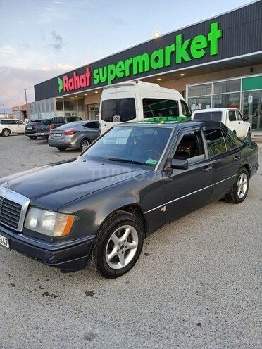Mercedes E 250 1993, 500,000 km - 2.5 л - Bakı