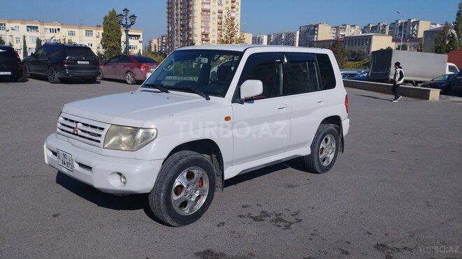 Mitsubishi Pajero io 1999, 327,000 km - 1.8 l - Bakı