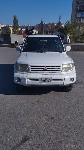 Mitsubishi Pajero io 1999, 327,000 km - 1.8 l - Bakı
