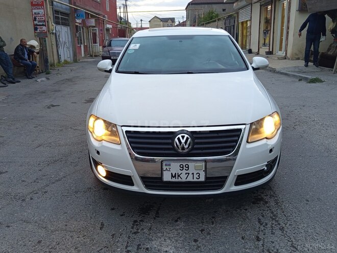 Volkswagen Passat 2010, 228,000 km - 2.0 l - Bakı