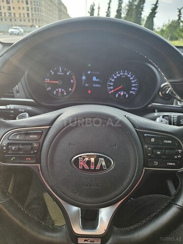 Kia K5-8