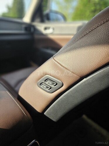 Kia K5-11